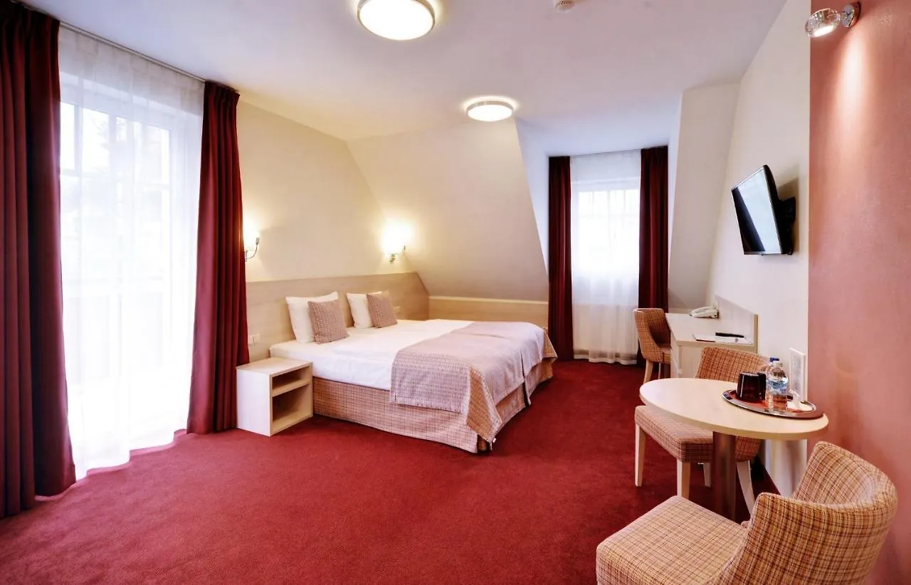 ***  Hotel Willa Odkrywcow Szklarska Poreba Pologne